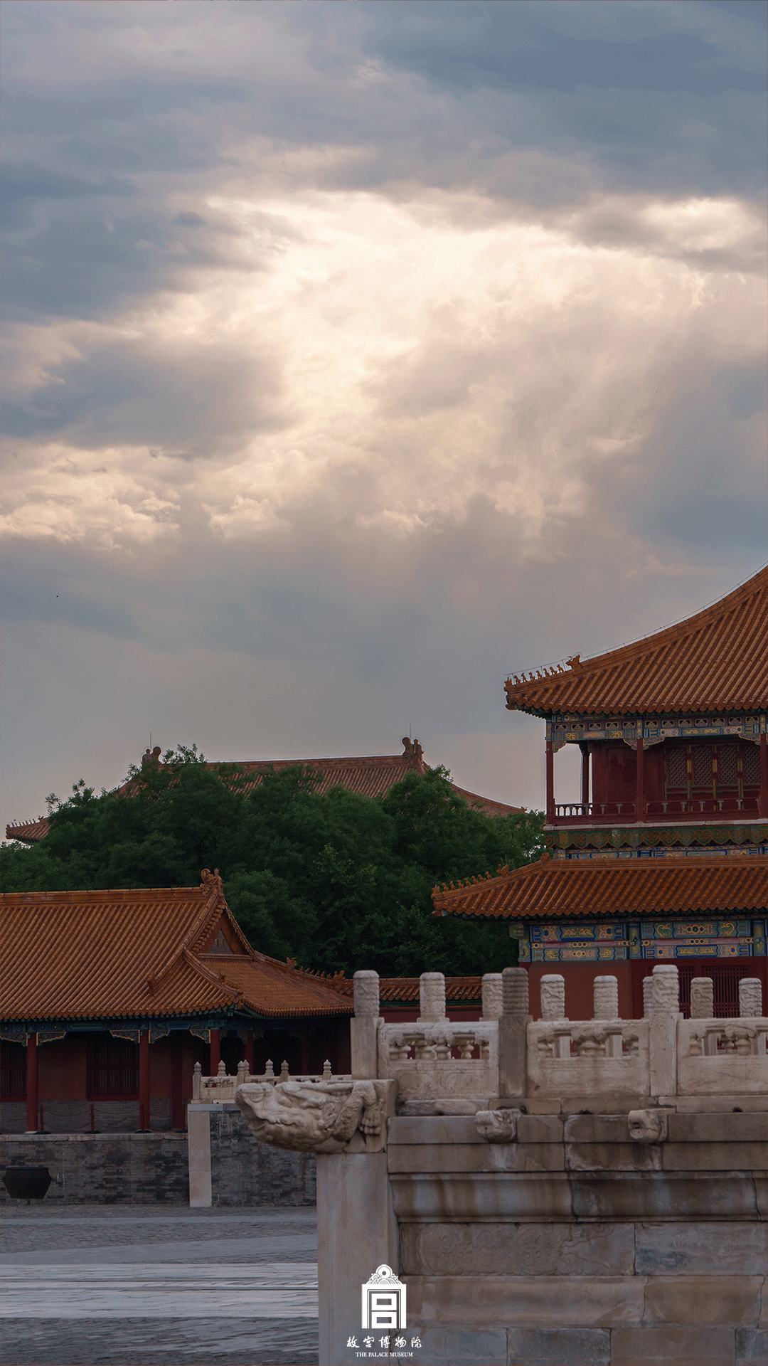 202506-太和殿广场-夏季-螭首@须弥座台基